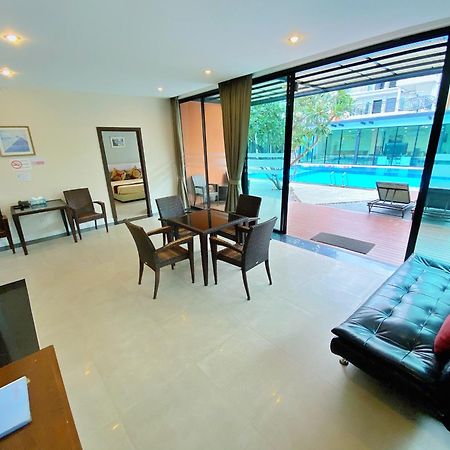 Villa Navin Pantai Jomtien Luaran gambar