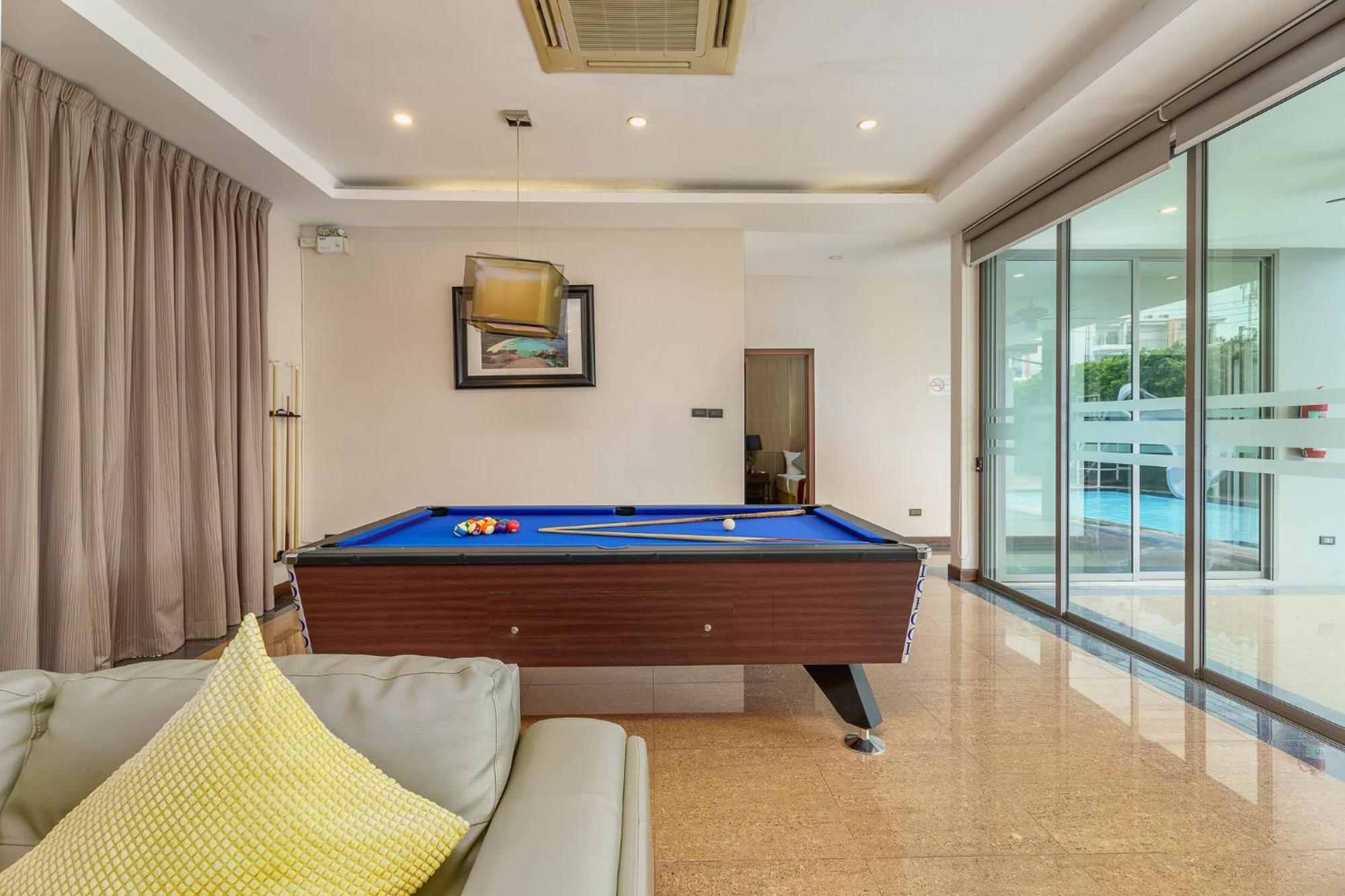 Villa Navin Pantai Jomtien Luaran gambar