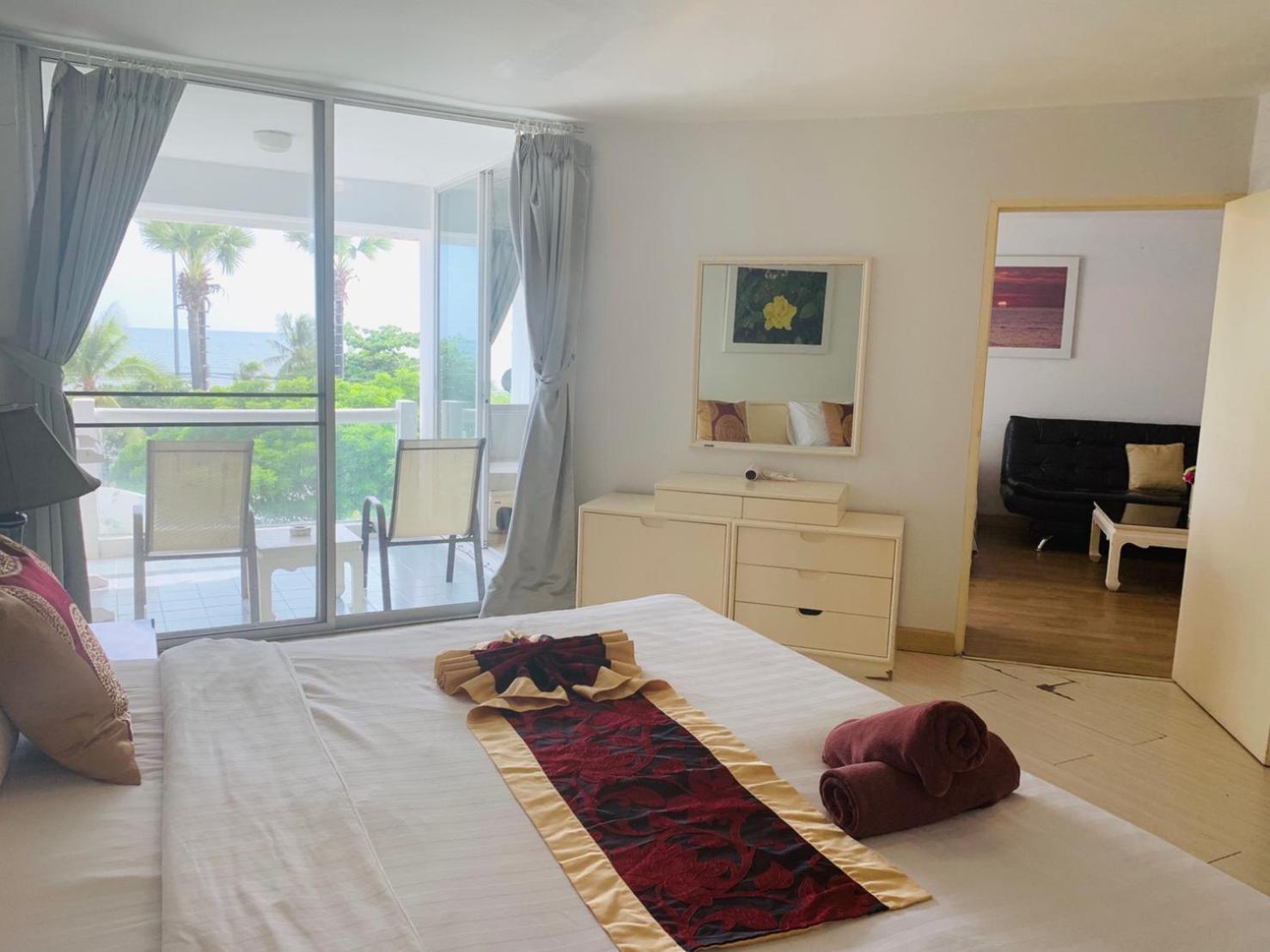 Villa Navin Pantai Jomtien Luaran gambar